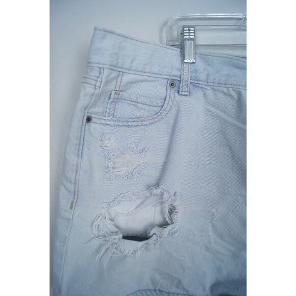 Old Navy High-Rise Slouchy‎ Straight Jean Shorts Distressed Light Wash Size 20 - Picture 4 of 13